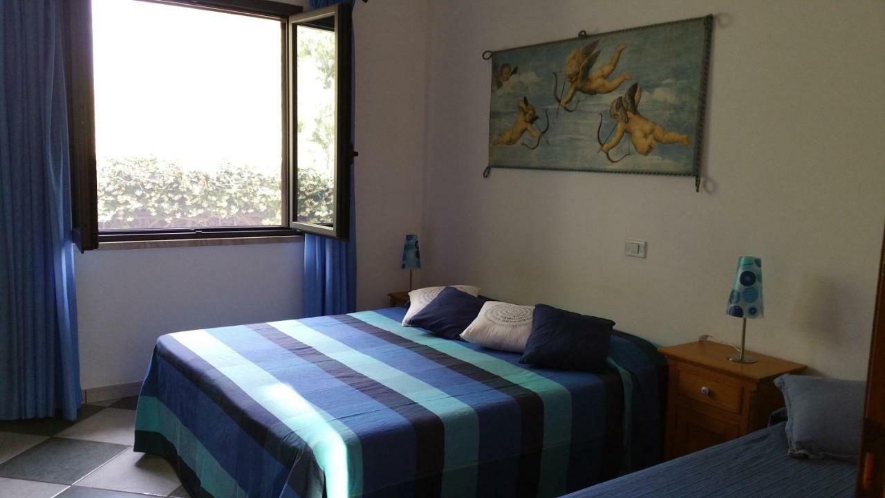 A Villa Ada B&B Arborea Extérieur photo